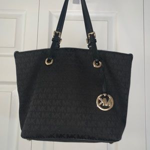 MK purse